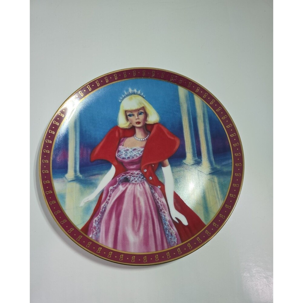 VTG Danbury Mint High Fashion Barbie The 1963 Barbie Sophisticated Lady Plate